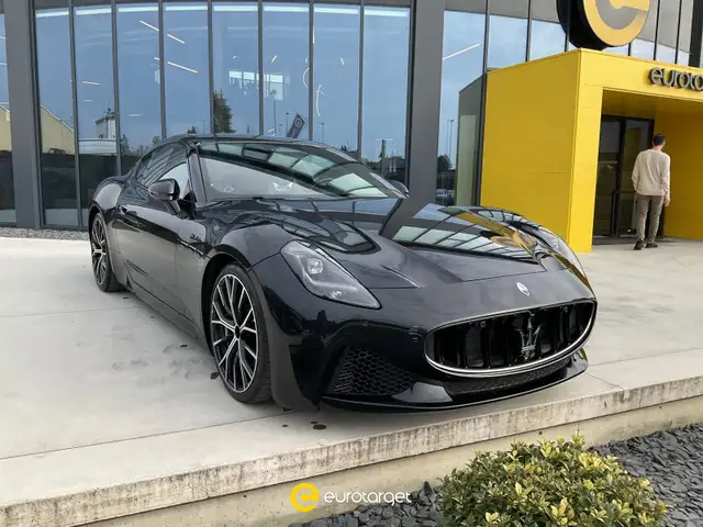 Maserati GranTurismo V6 490 CV AWD Modena
