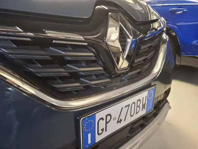 Renault Captur view 4