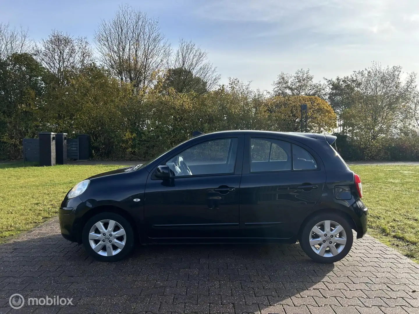 Nissan Micra 1.2 DIG-S Connect Edition Noir - 2