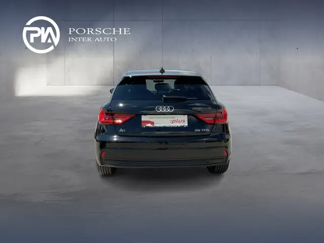 Audi A1 view 4