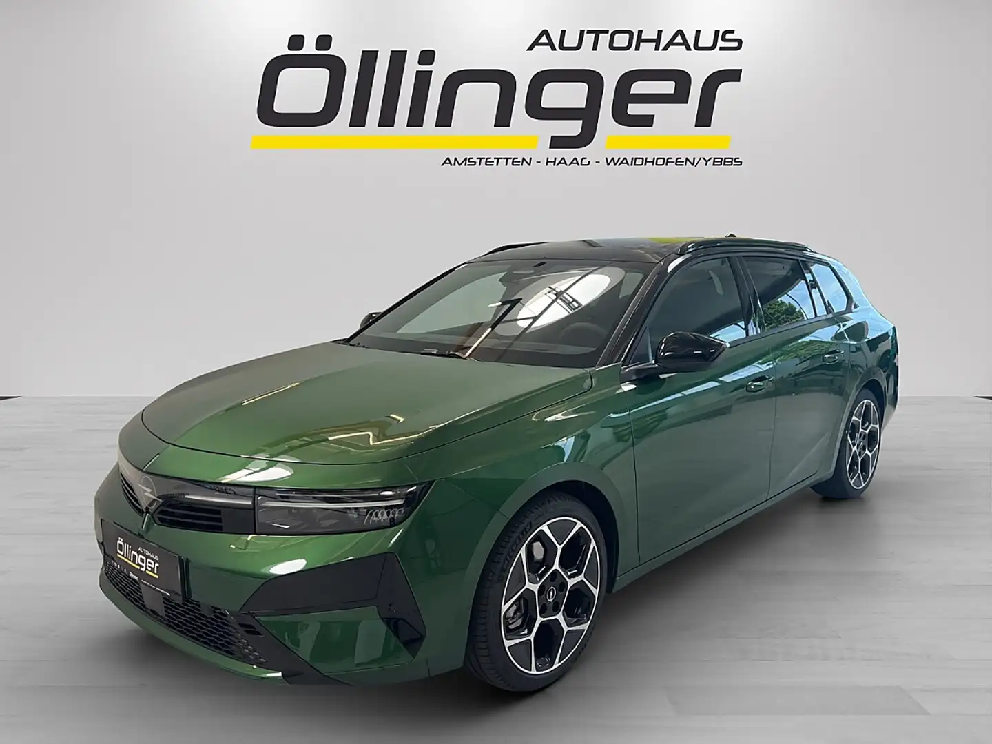 Opel Astra ST 1,2 Turbo MHEV Ultimate Aut. + elektr. Glasd... Grün - 1