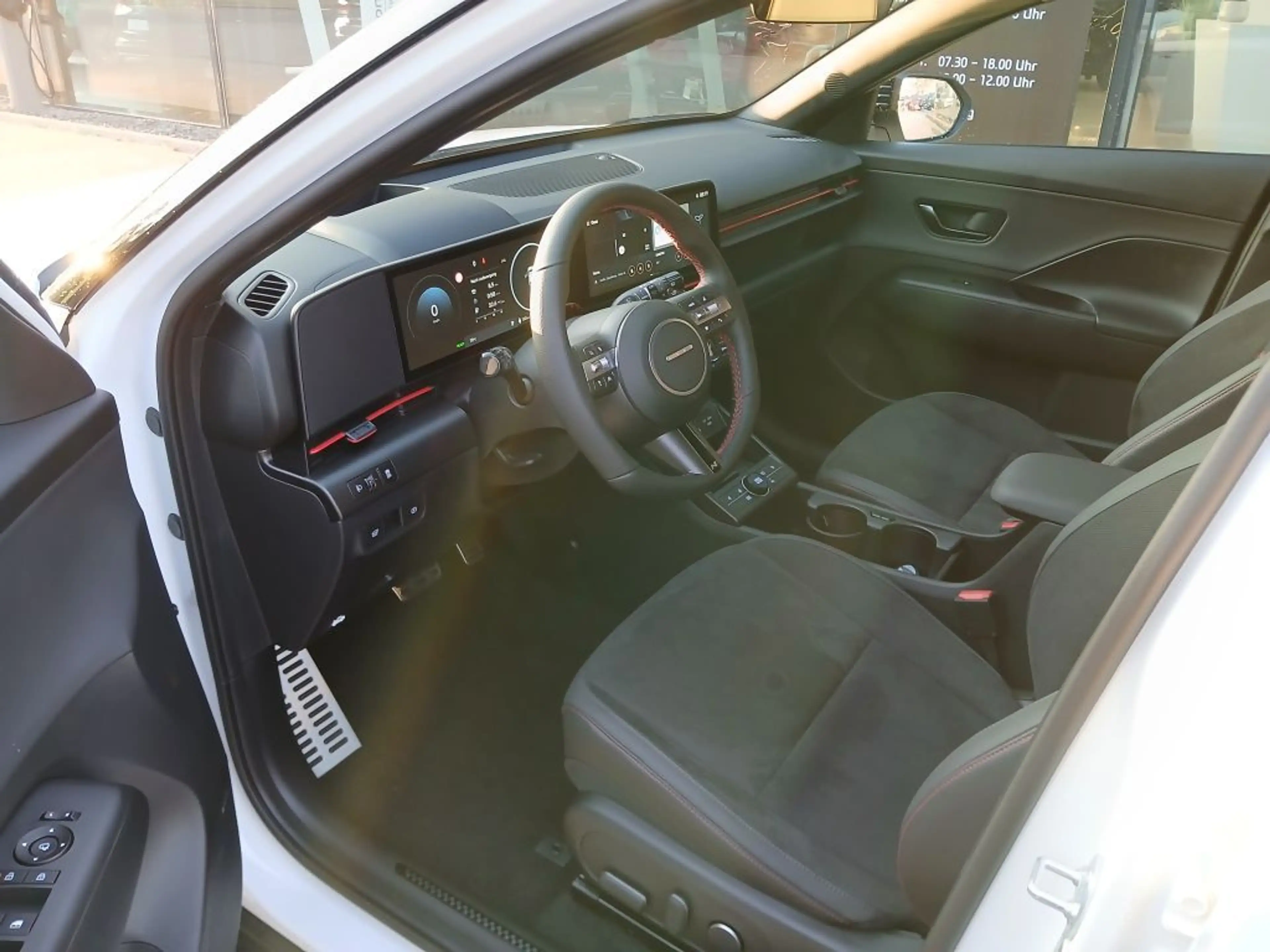 Hyundai KONA Elektro 65kWh N Line X — photo 12