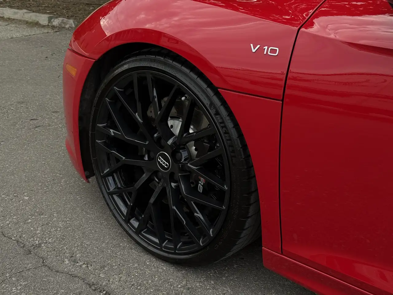 Audi R8 снимка Audi R8
