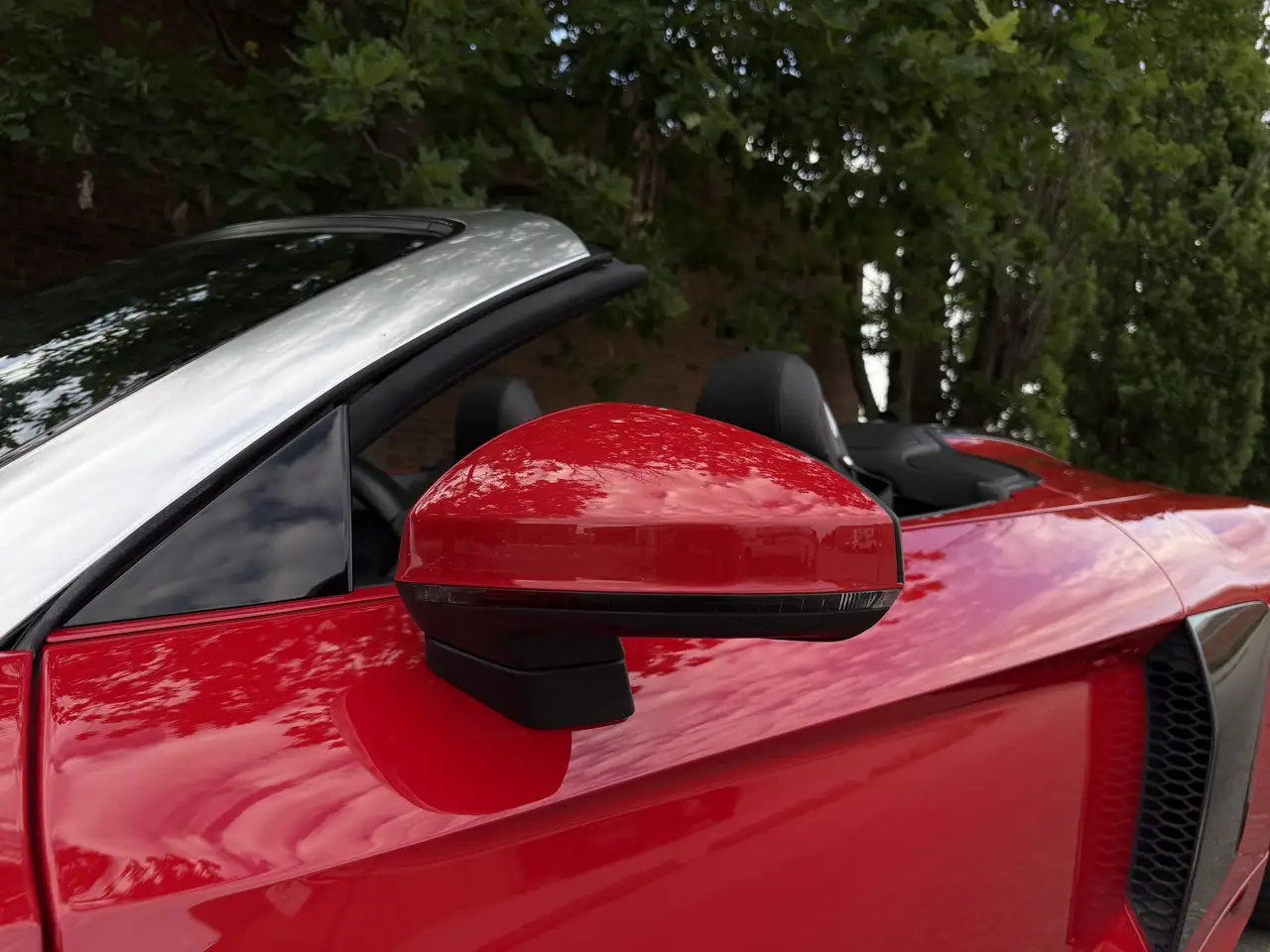Audi R8 снимка Audi R8