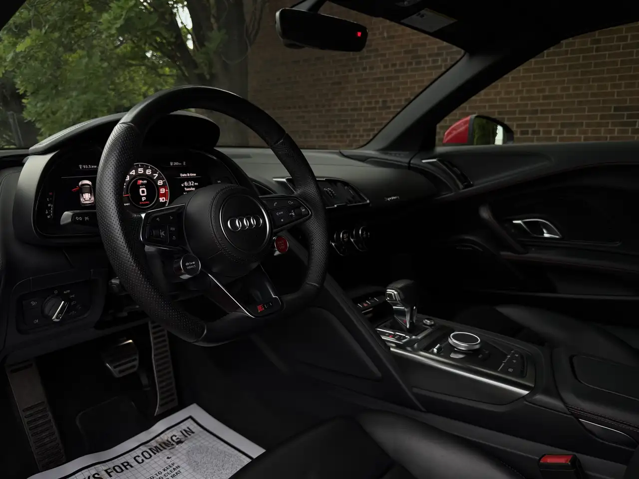 Audi R8 снимка Audi R8