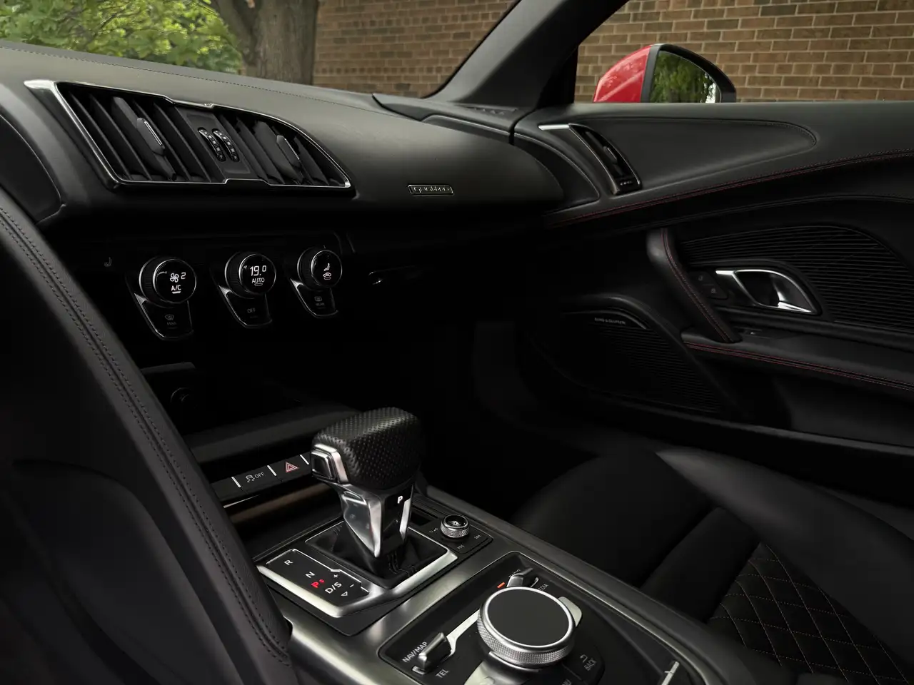Audi R8 снимка Audi R8