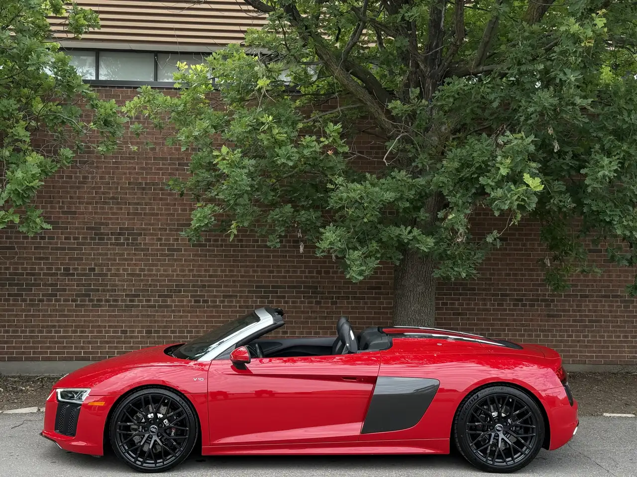 Audi R8 снимка Audi R8
