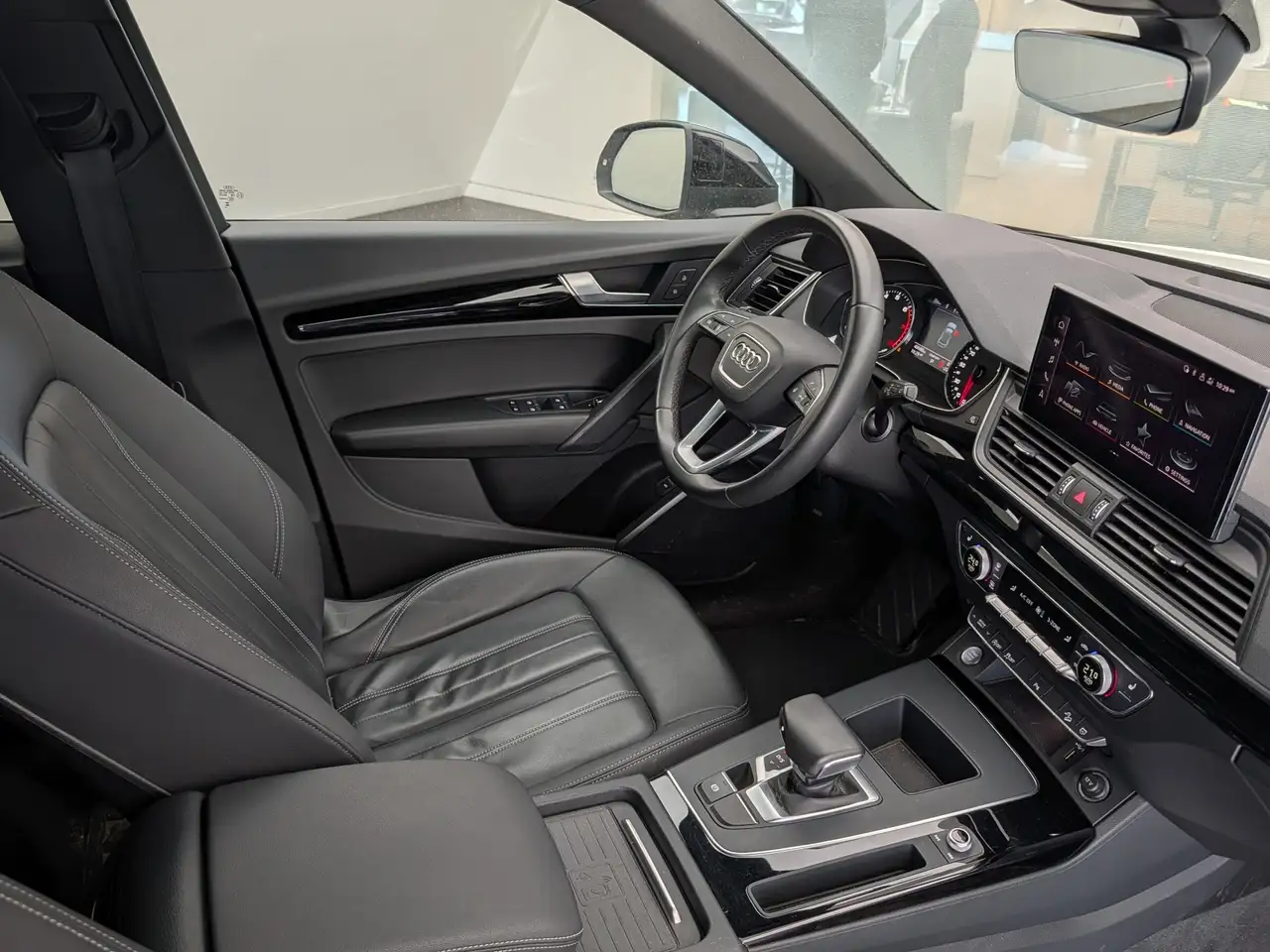Audi Q5 снимка Audi Q5