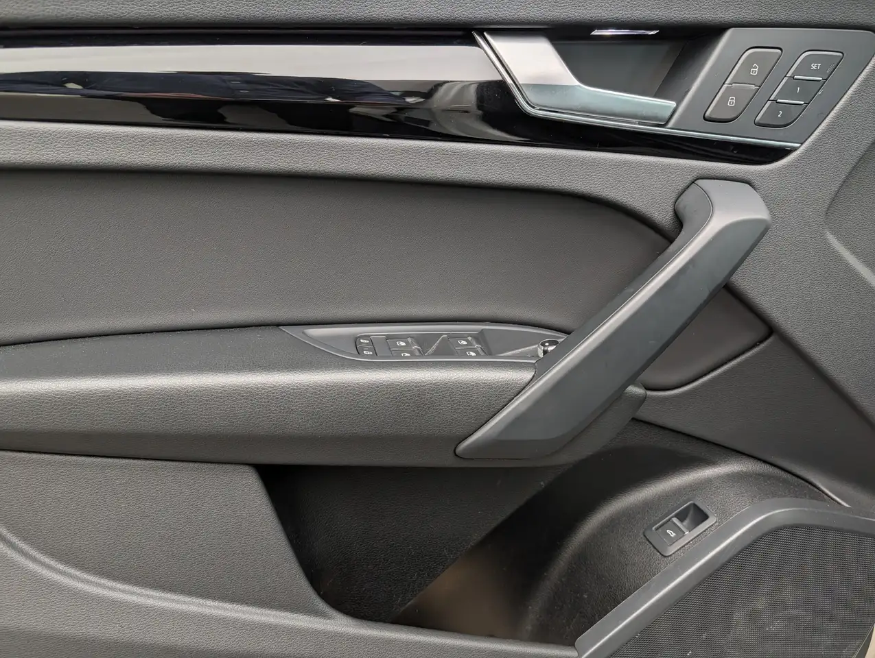 Audi Q5 снимка Audi Q5