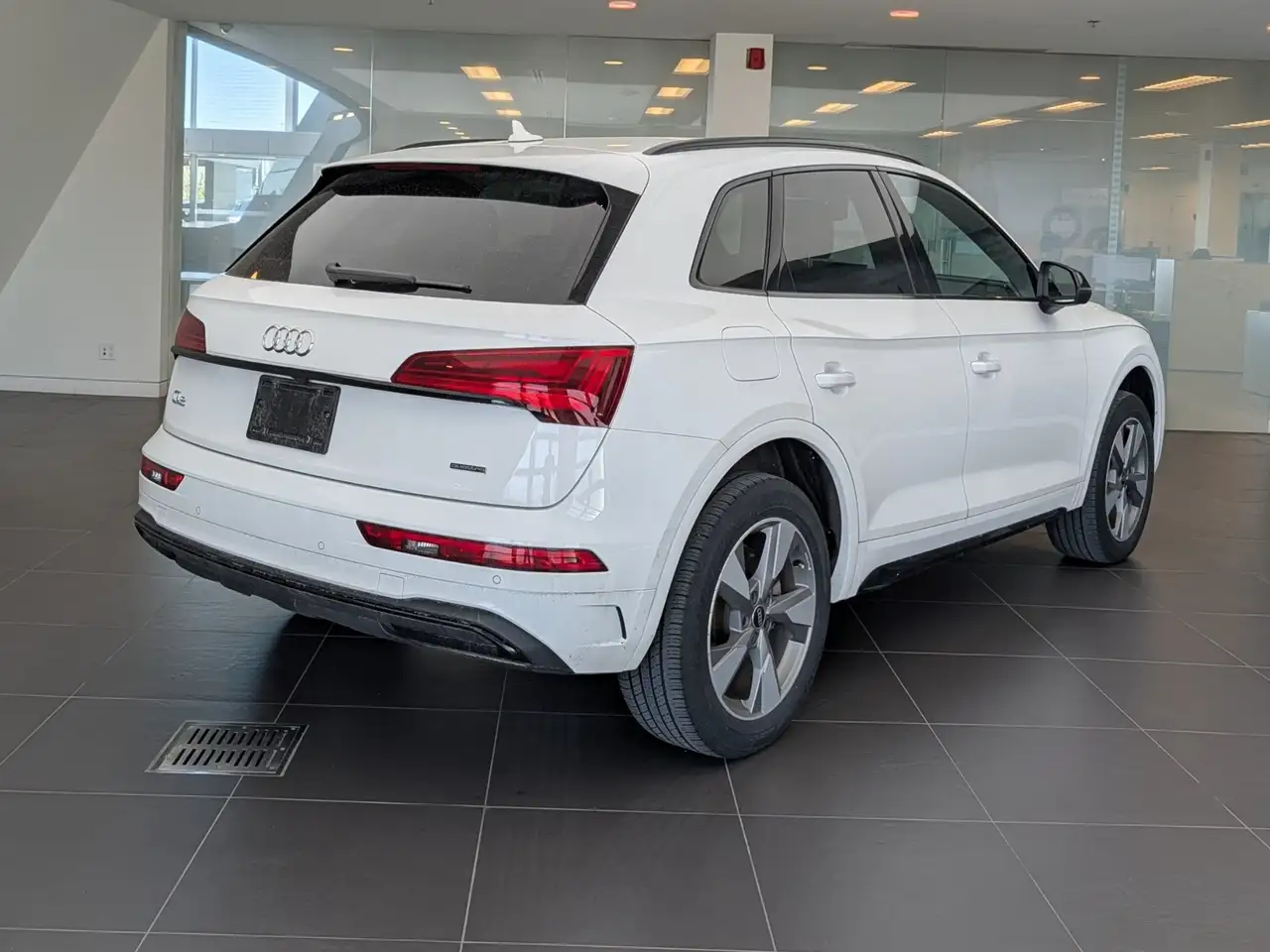 Audi Q5 снимка Audi Q5