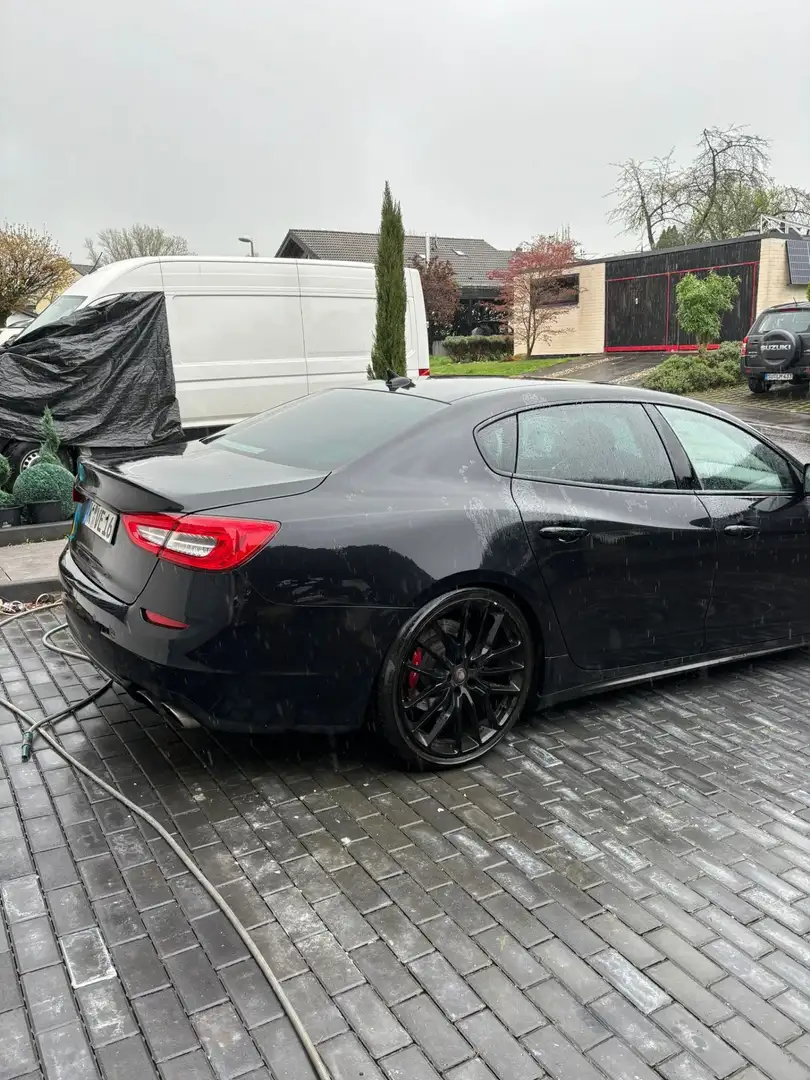 Maserati Quattroporte S Q4 Automatik Noir - 2