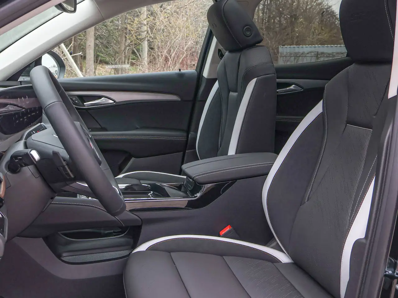 Buick Envision снимка Buick Envision