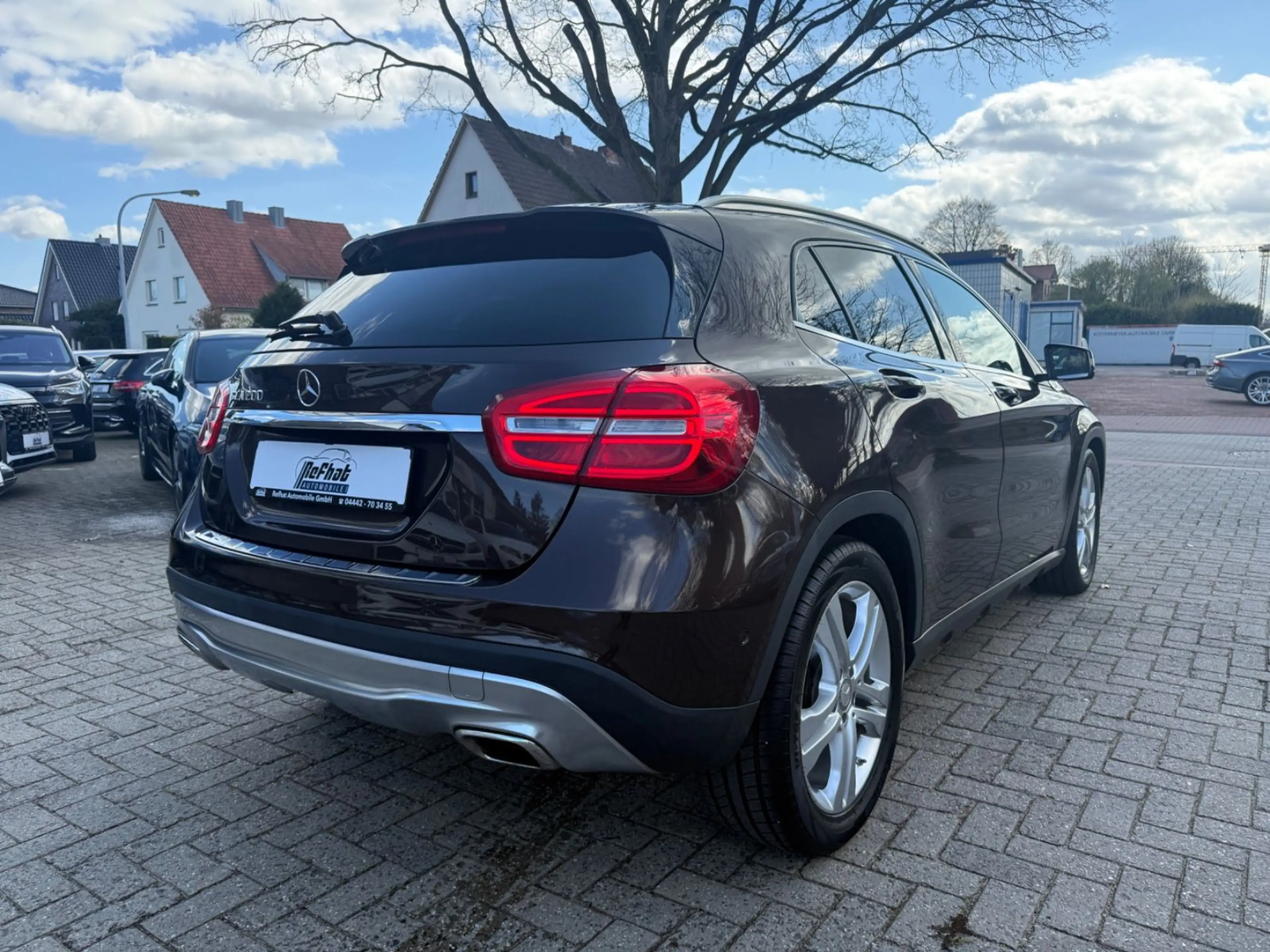 Mercedes-Benz GLA 200 *LED*XENON*SHZ*PDC*NAVI* — photo 8
