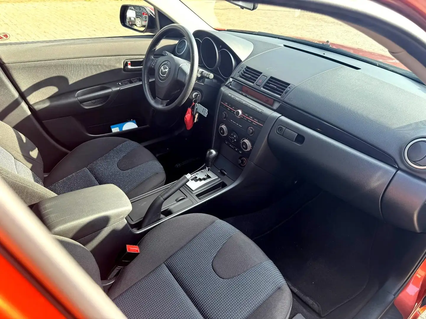 Mazda 3 Mazda 3 Sport 1.6i Aut. Orange - 2