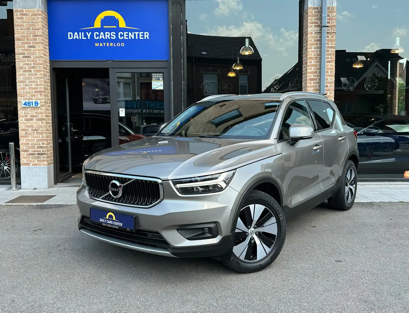 Volvo XC40 XC40 1.5 T2 I Cuir I Auto I Navi I Cam I Carplay Gris - 1