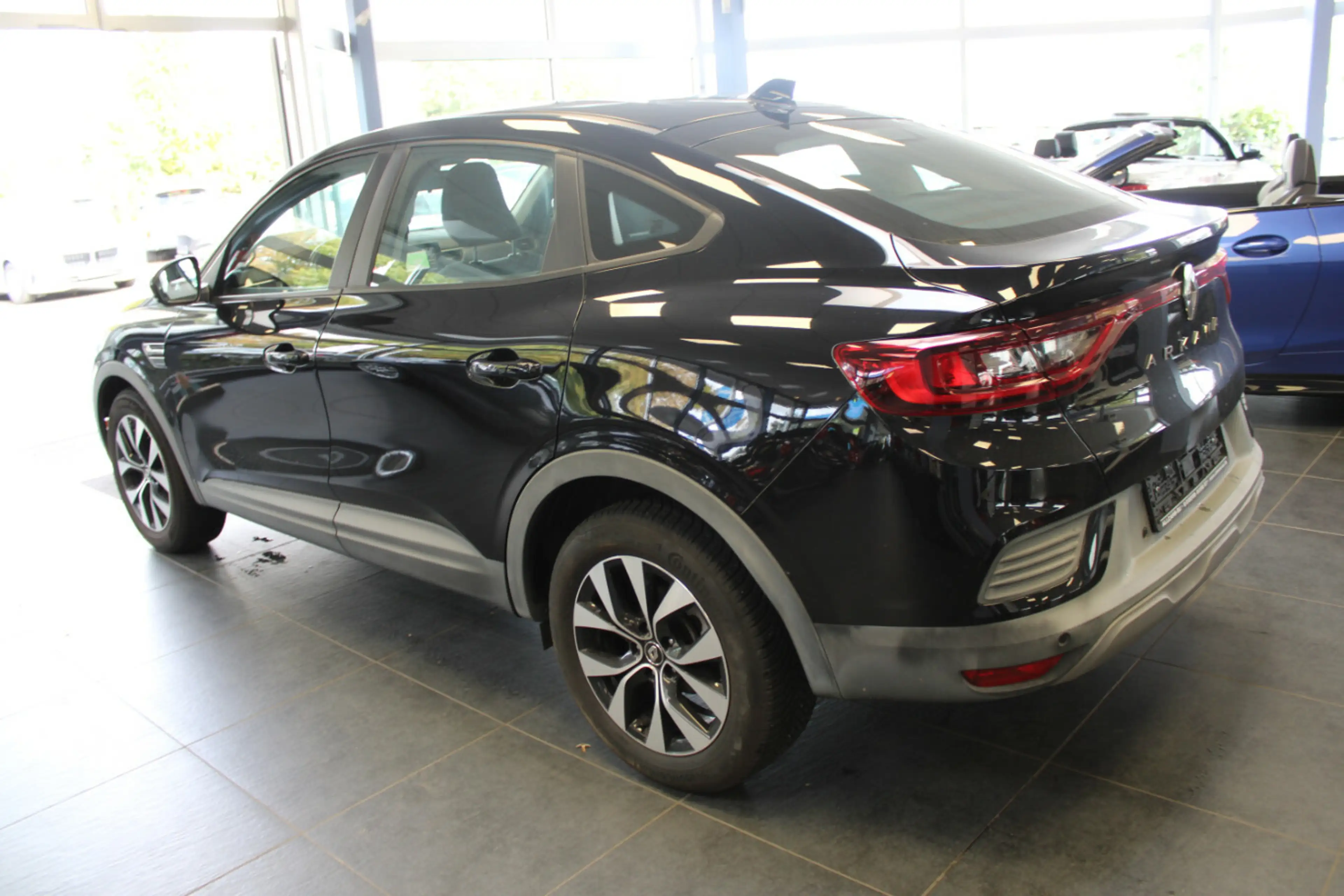Renault Arkana TCe 140 EDC ZEN — photo 4