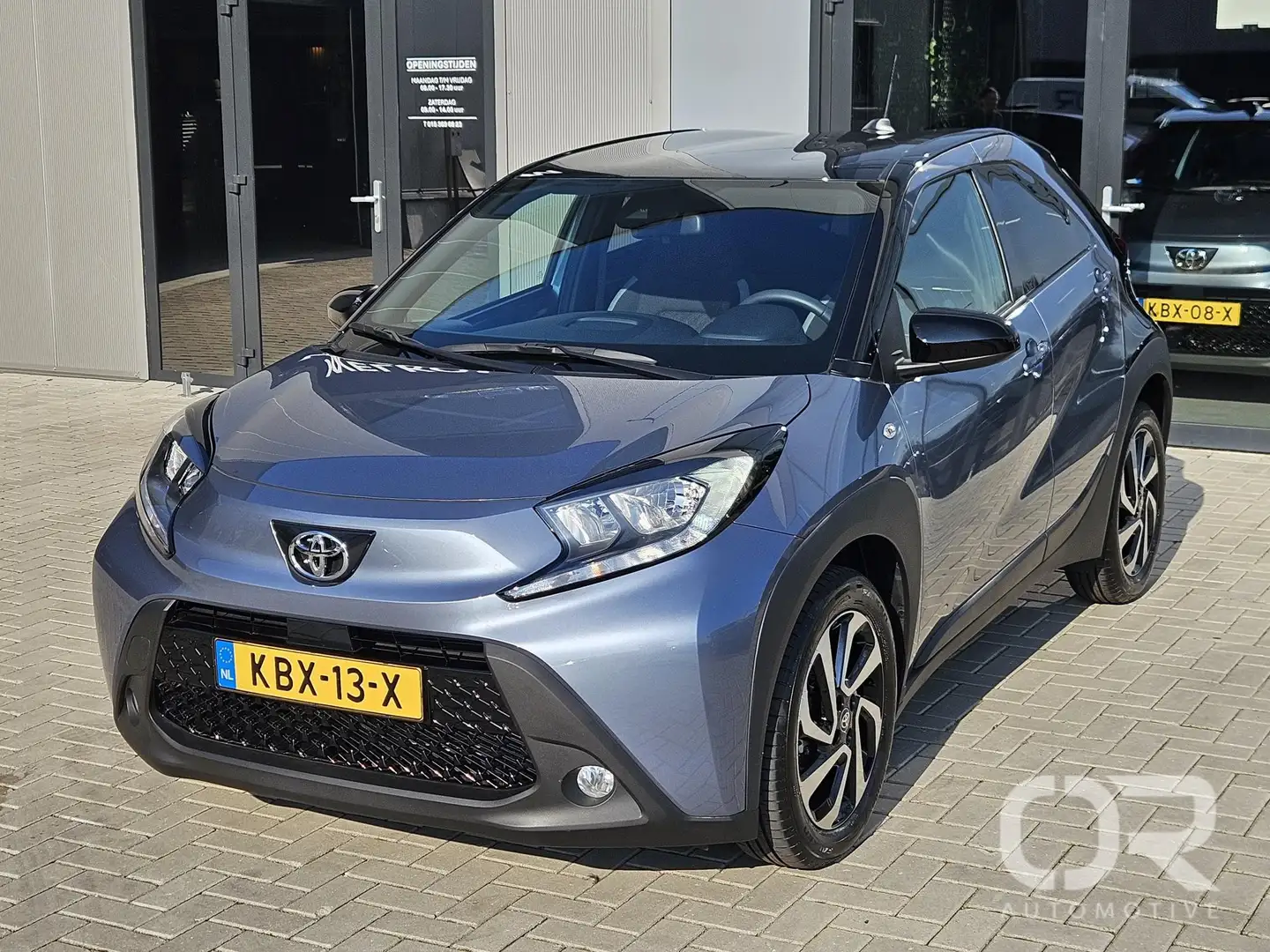 toyota aygo x