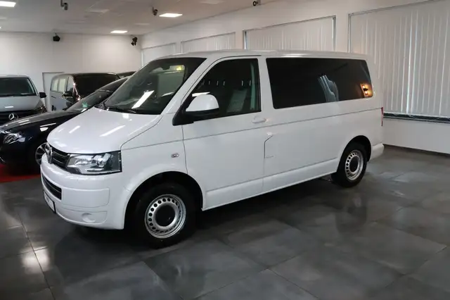 Volkswagen T5 Kuhlmann Cars Bestattungswagen / Leichenwagen