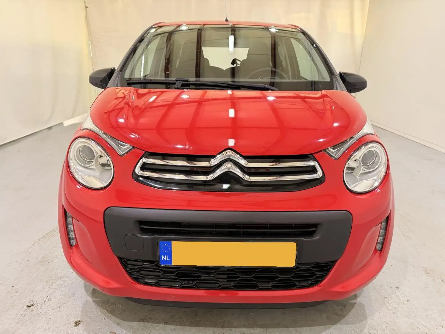 Citroen C1 HB 1.0 VTi 68 Feel Airco Rood - 2