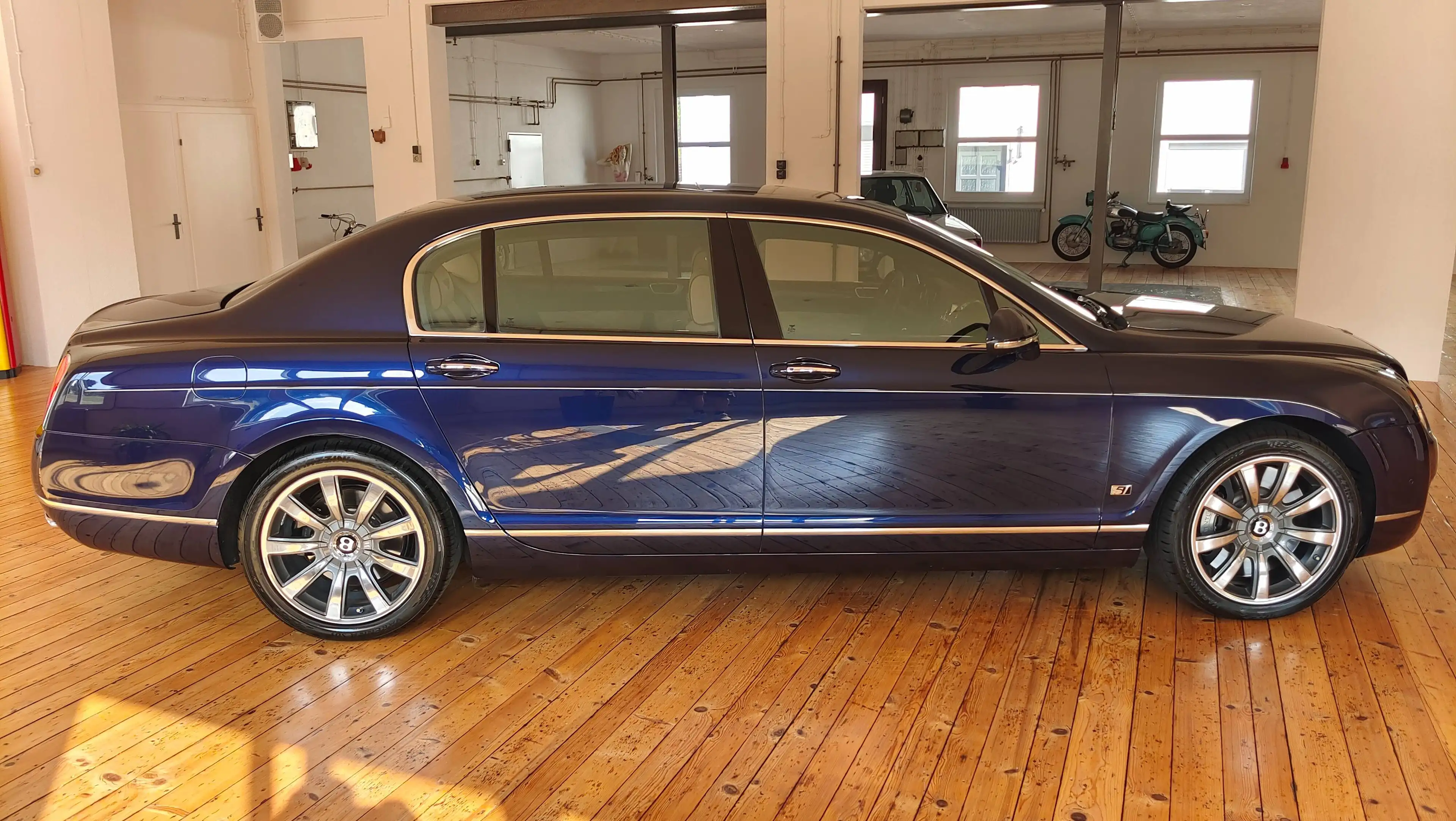 Bentley Flying Spur Continental Flying Spur Series 51 — photo 2