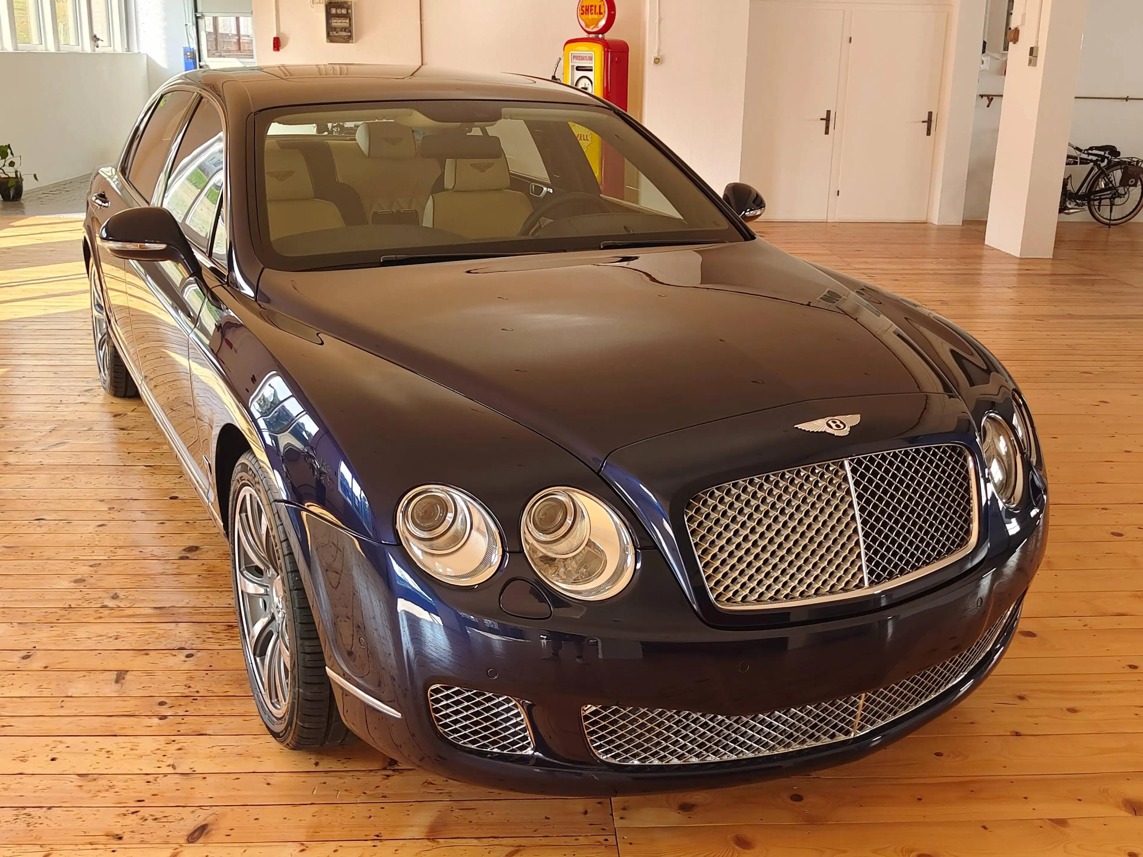 Bentley Flying Spur Continental Flying Spur Series 51 — photo 14