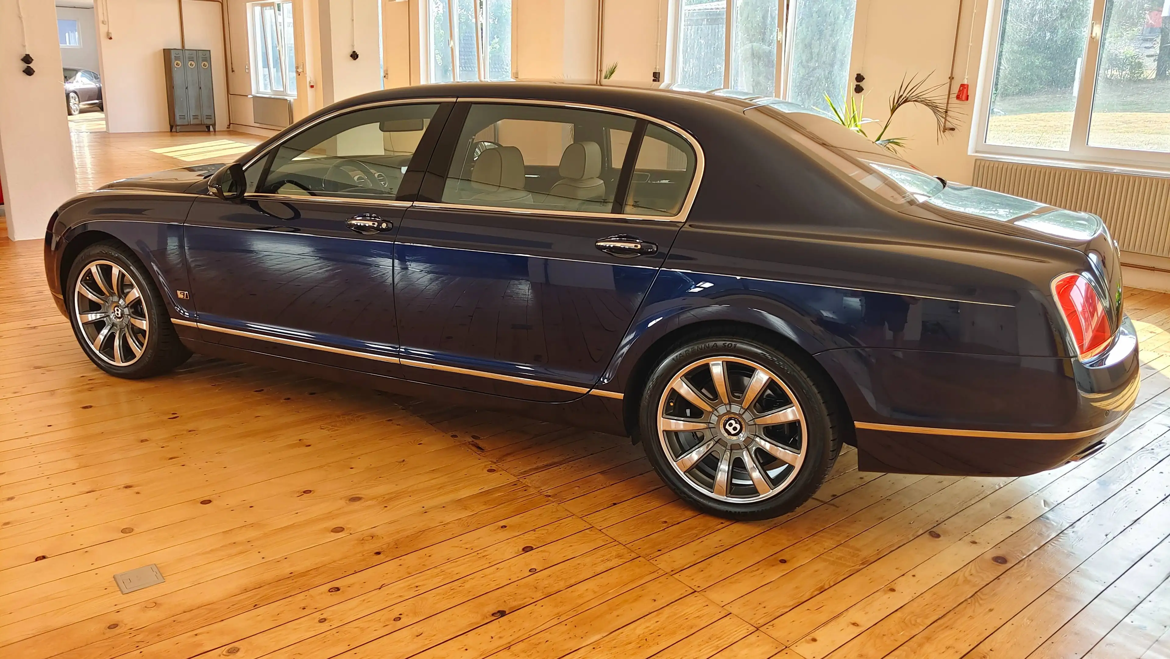 Bentley Flying Spur Continental Flying Spur Series 51 — photo 8