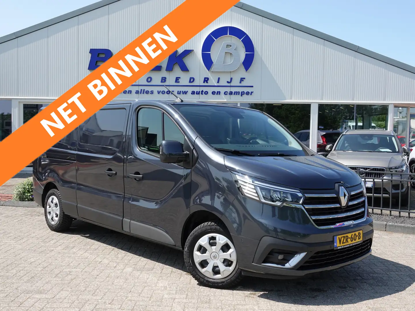 Renault Trafic 2.0 dCi 130PK T30 L2H1 Work Ed. TREKH. | NAVI | LE Gris - 1