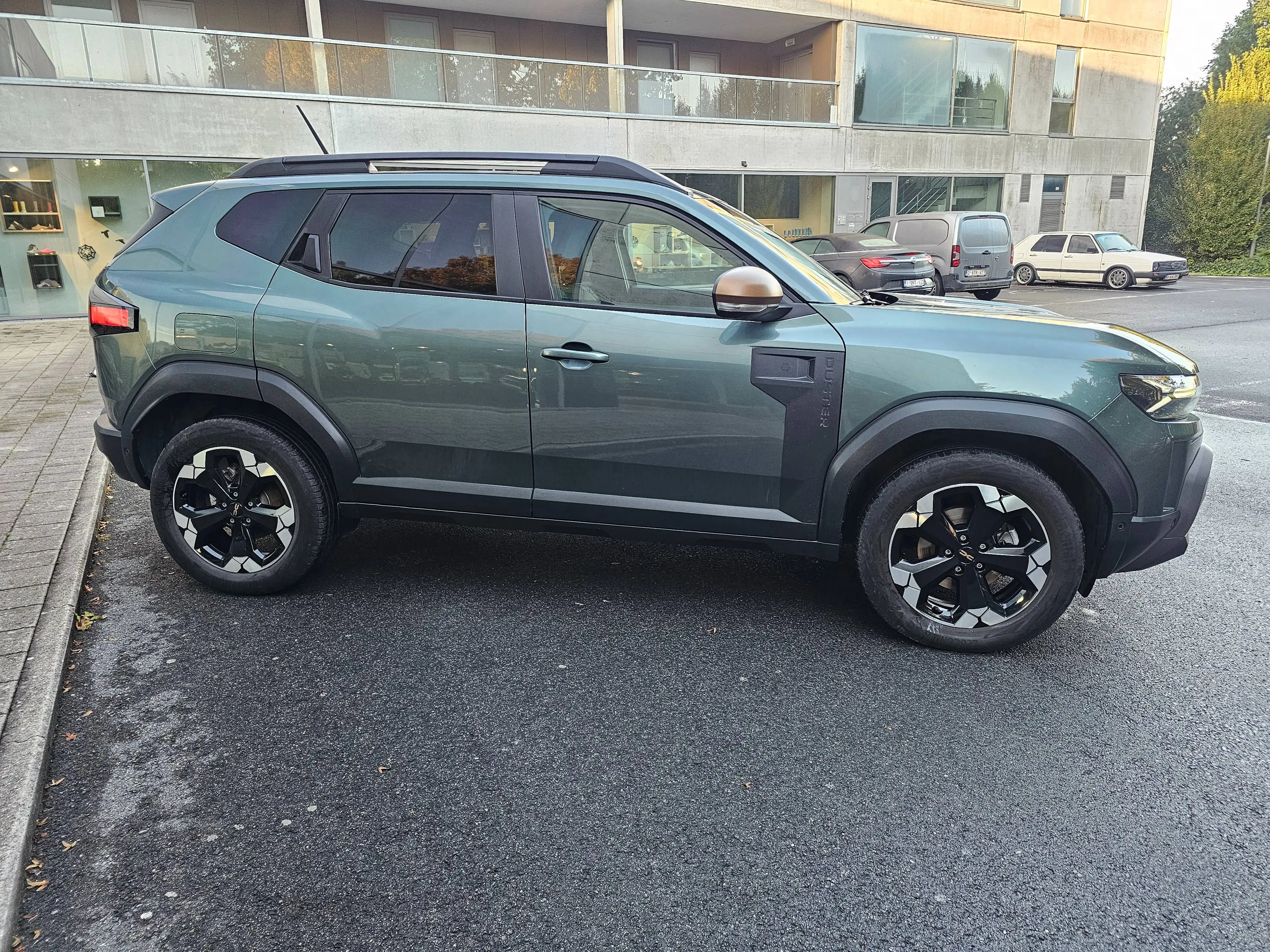Dacia Duster Extreme hybrid — photo 7
