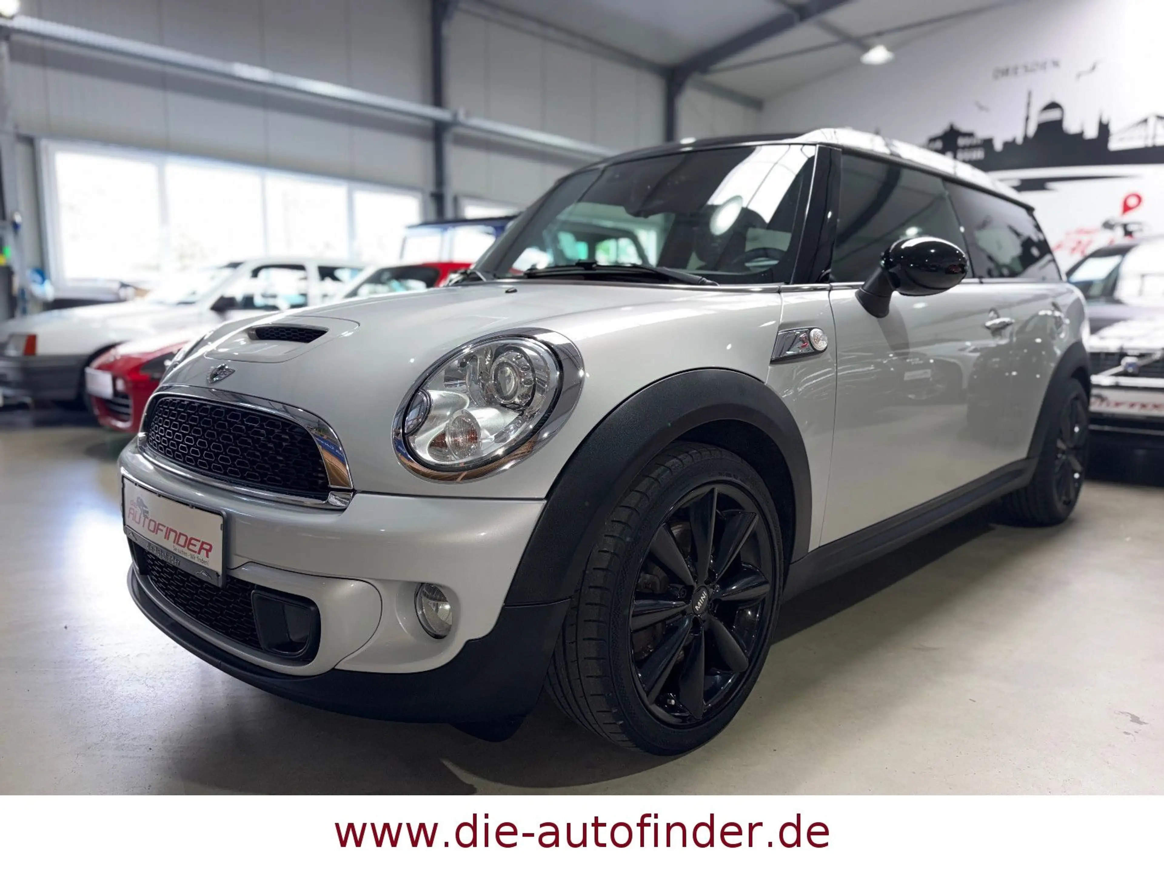 MINI Cooper S Clubman BiXenon,Leder,PDC,Sitzheiz,17"