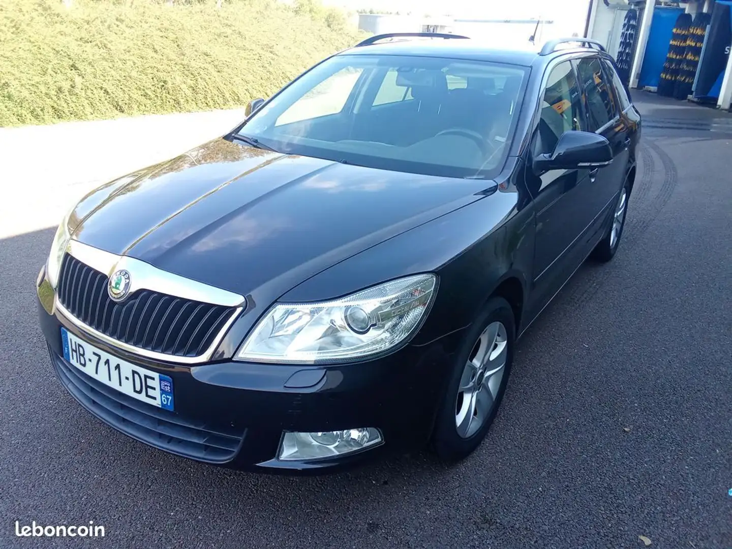 Skoda Octavia Belle 1.4tsi 122ch 2013 pack tbe reprise Noir - 2