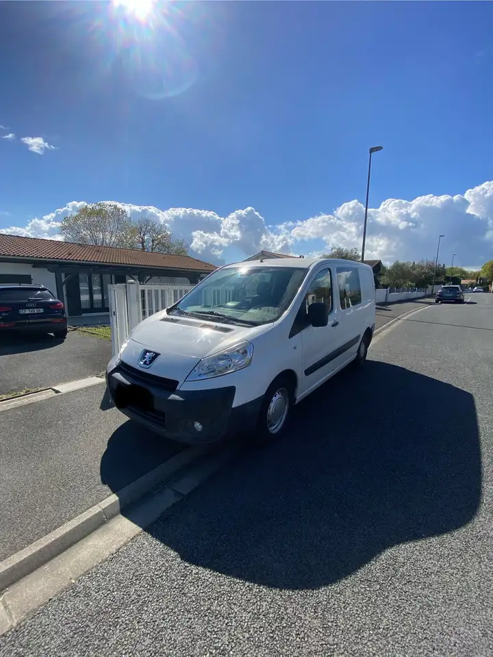 Peugeot Expert FGN TOLE 229 L2H1 2.0 HDI 120 CONFORT