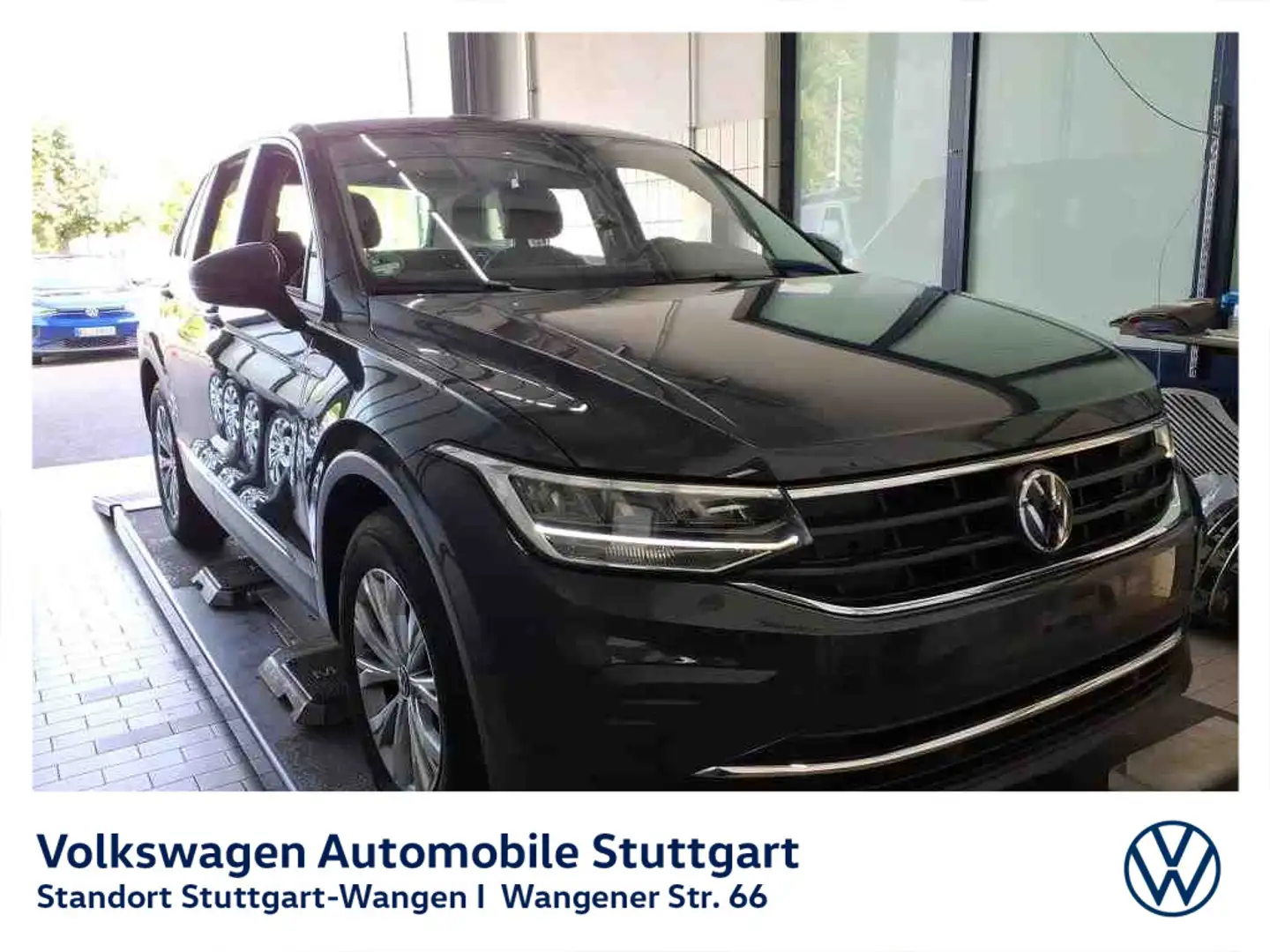 Volkswagen Tiguan Basis 1.5 TSI DSG Navi AHK ACC LED SHZ Schwarz - 2