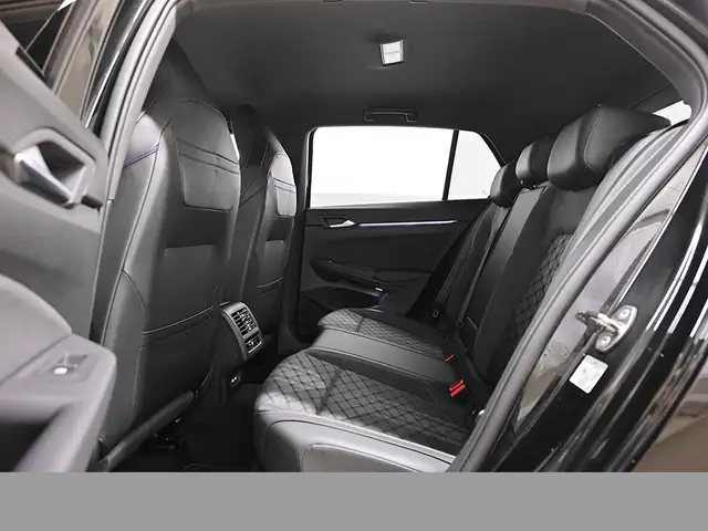 Volkswagen Golf view 12