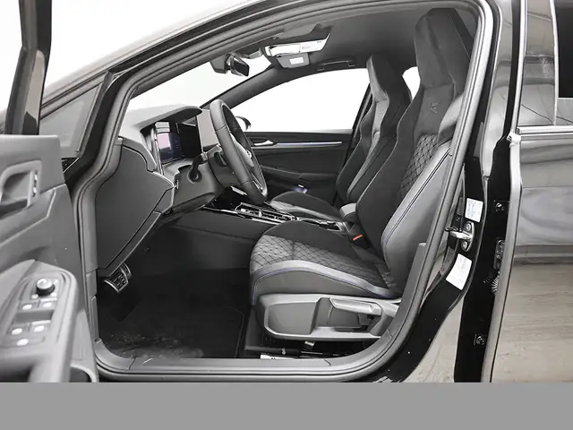 Volkswagen Golf view 10