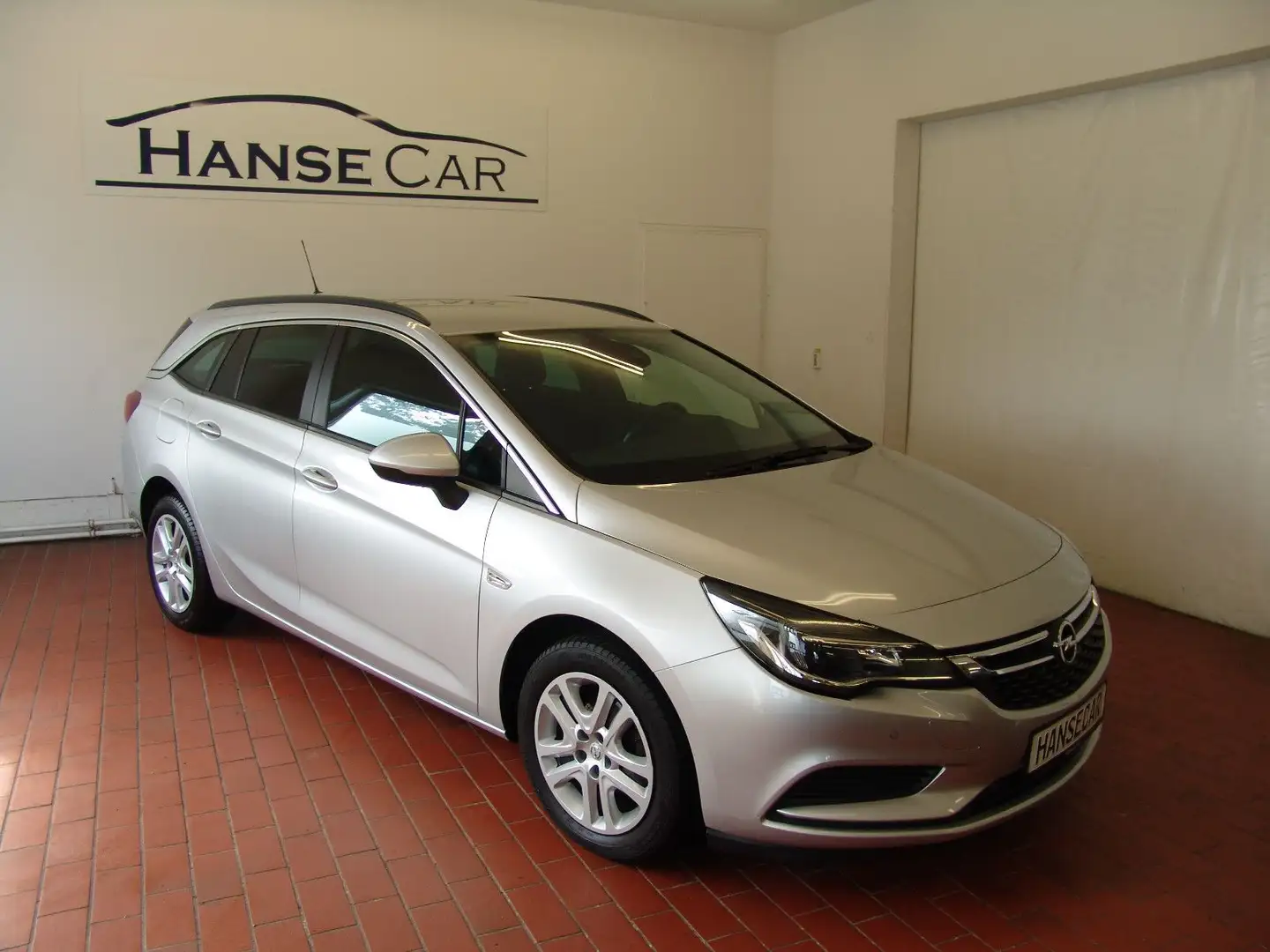 Opel Astra K Sports Tourer / 1 Jahr Garantie ! Silber - 2