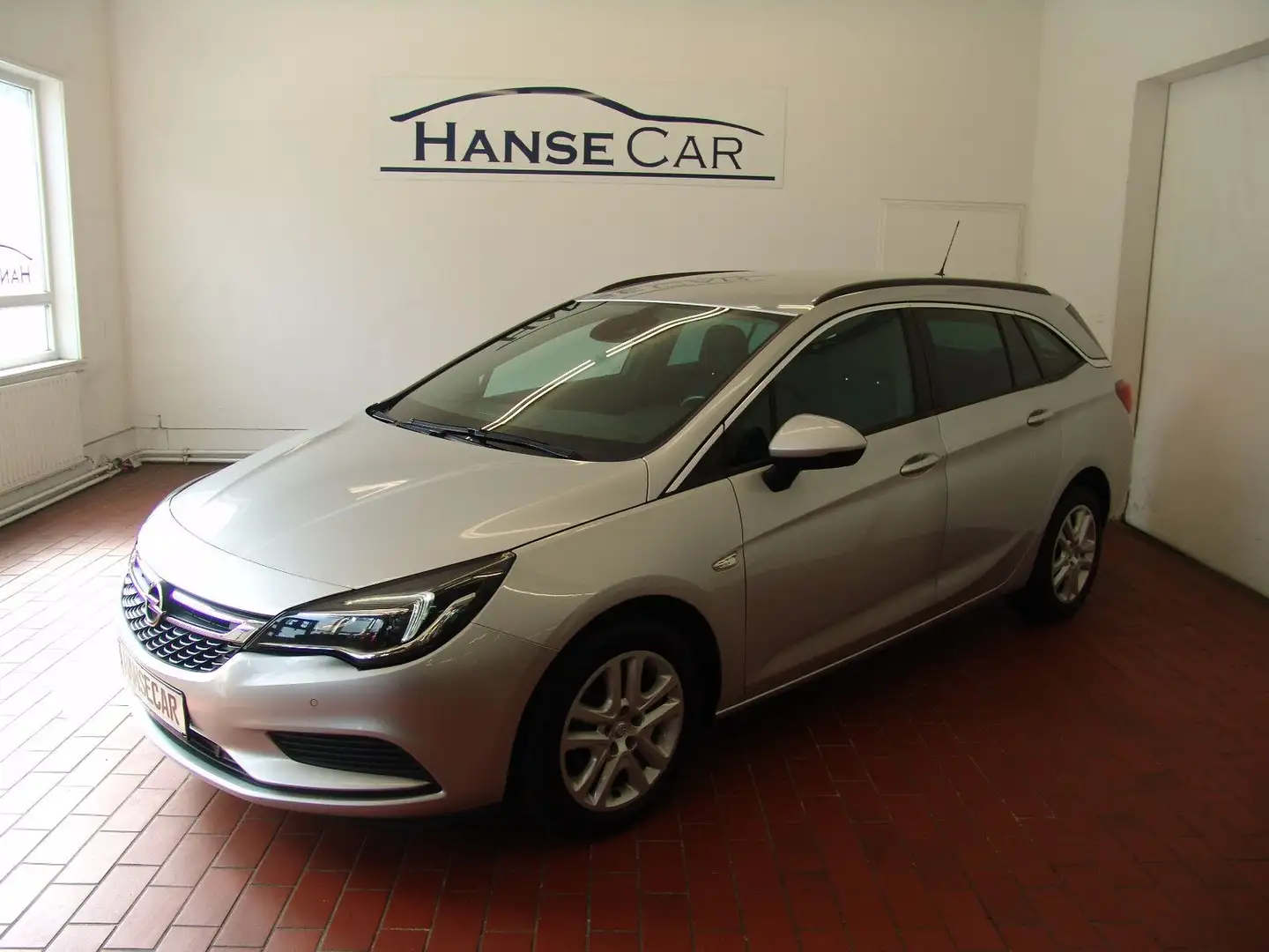 Opel Astra K Sports Tourer / 1 Jahr Garantie ! Silber - 1