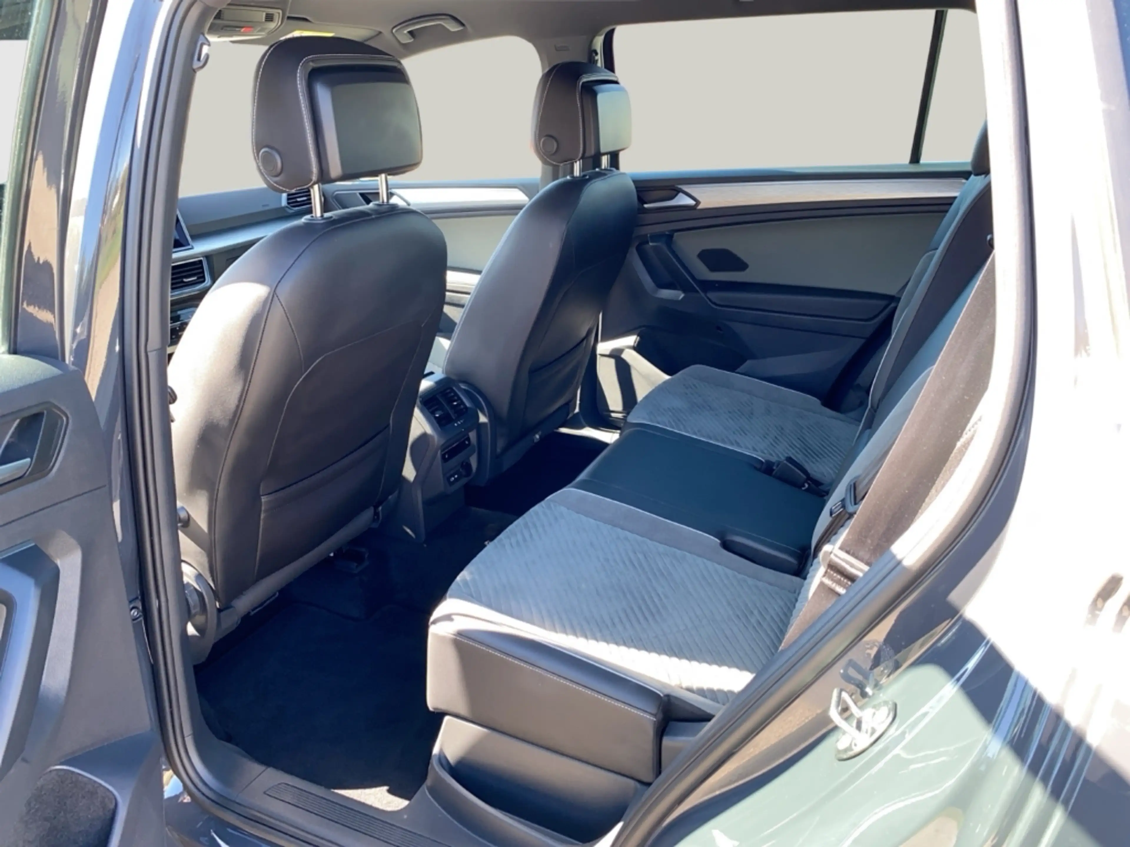 SEAT Tarraco XPERIENCE 2.0TDI 4Drive DSG AHK ACC NAVI FULLINK P — photo 12