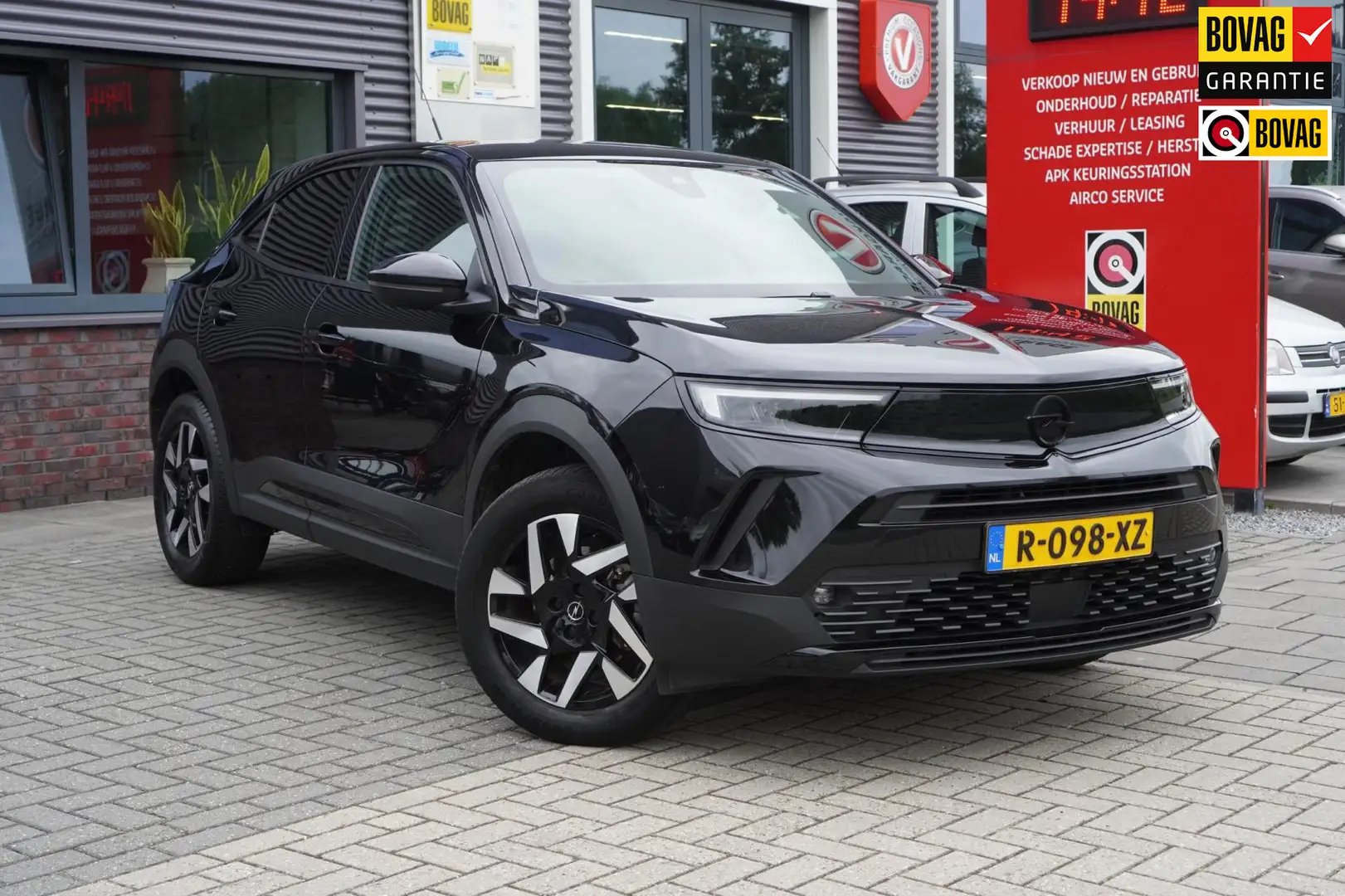 Opel Mokka-E GS Line 50-kWh 11kw bl. / Achteruitrijcamera / Sto Nero - 1