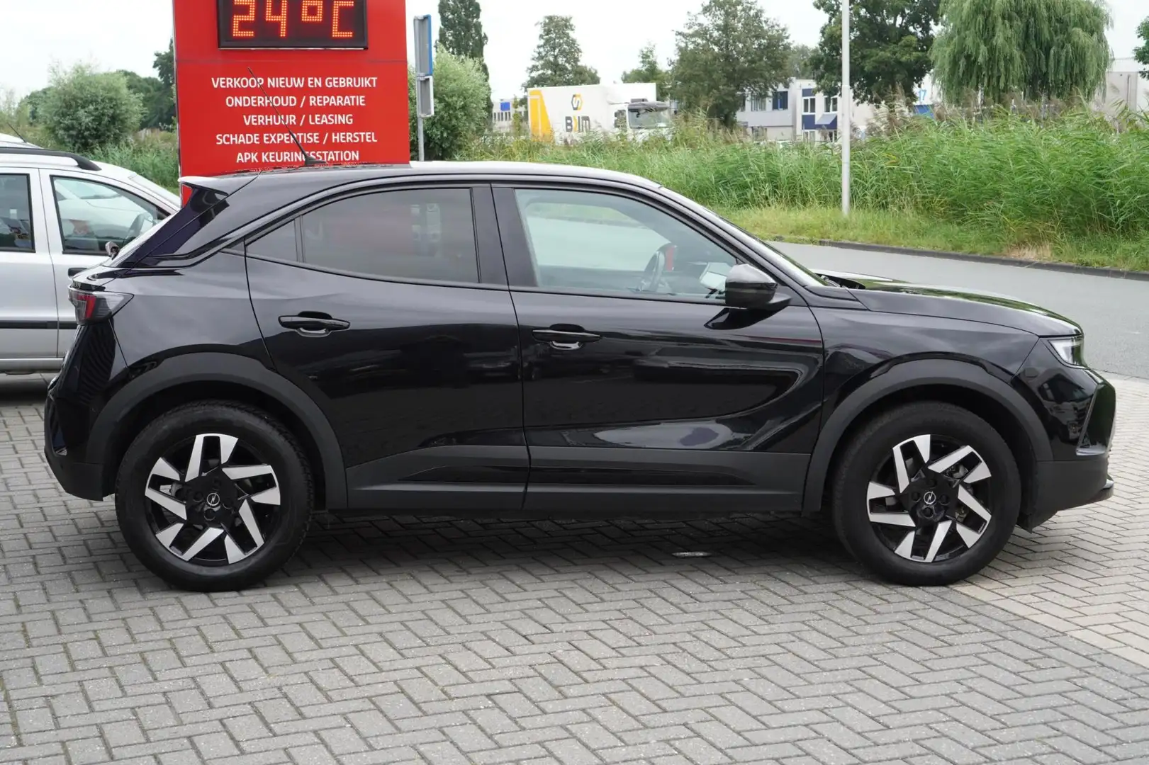 Opel Mokka-E GS Line 50-kWh 11kw bl. / Achteruitrijcamera / Sto Nero - 2