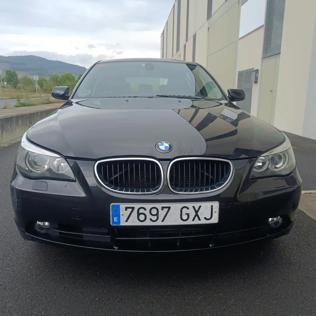 BMW 520 520d Touring Aut. Negro - 2
