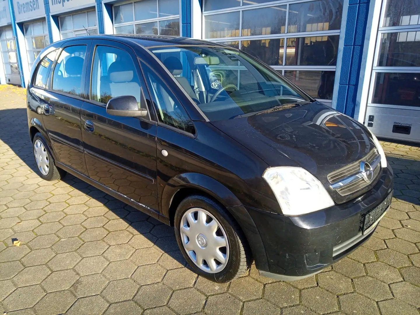 Opel Meriva /HU neu Schwarz - 1
