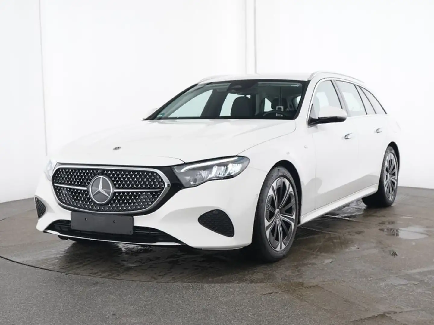 Mercedes-Benz E 300 de T Avantgarde AHK AUT Kam. KlimaA LED LM Weiß - 2