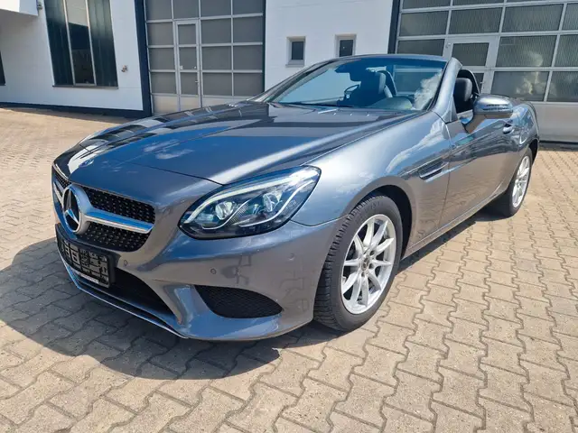 Mercedes-Benz SLC 180 Roadster Navi/SHZ/LED/Garantie/PDC