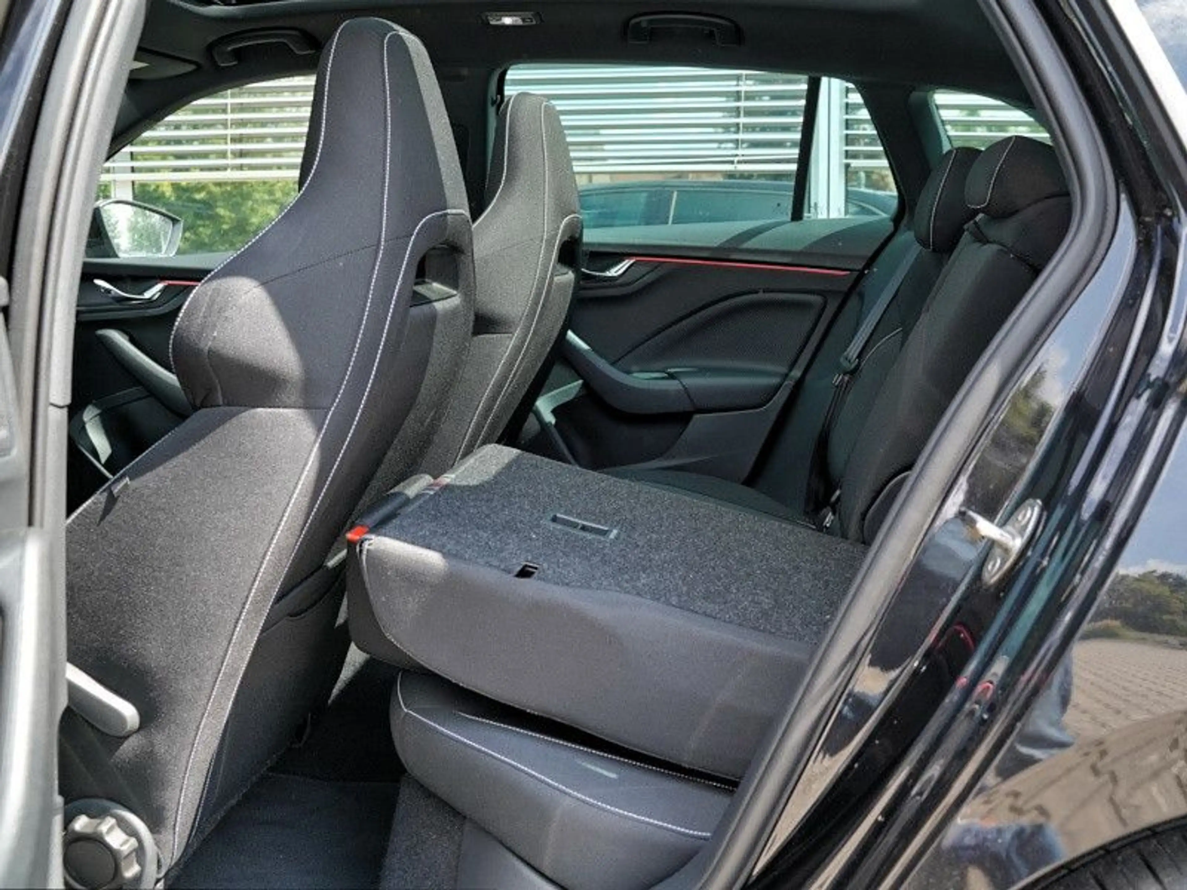 Skoda Scala Monte Carlo 115PS SCHALT*PANORAMA — photo 12