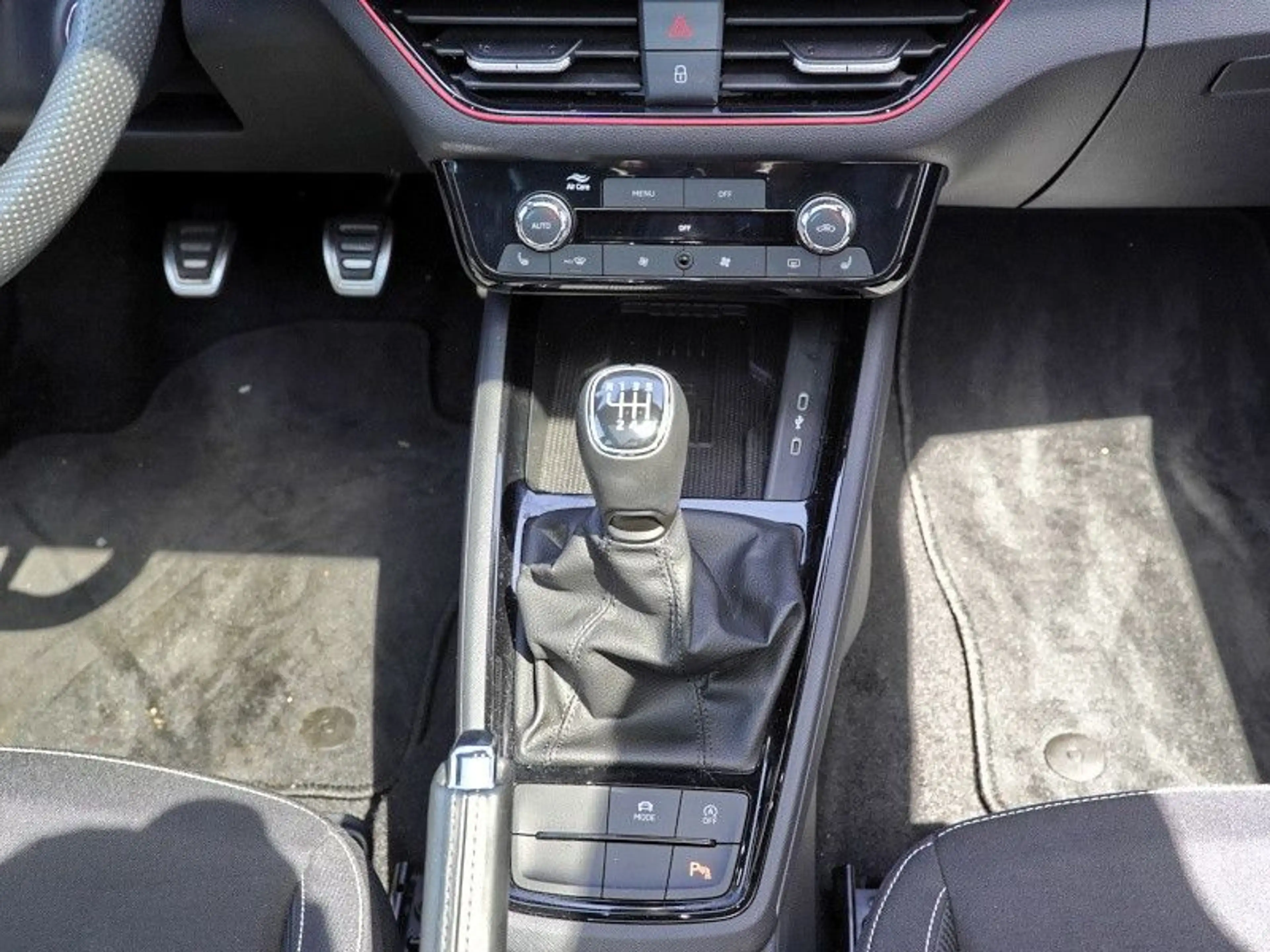 Skoda Scala Monte Carlo 115PS SCHALT*PANORAMA — photo 16