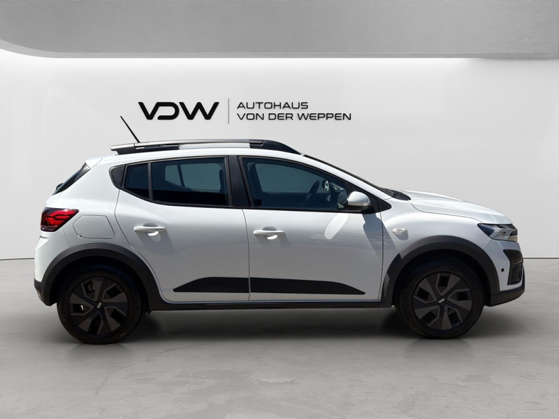 Dacia Sandero III Stepway Expression ECO-G 100 Klima — photo 9
