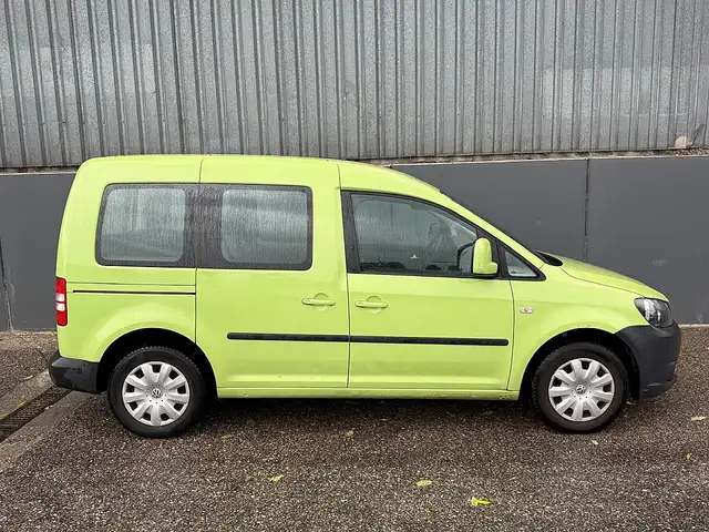 Volkswagen Caddy view 5