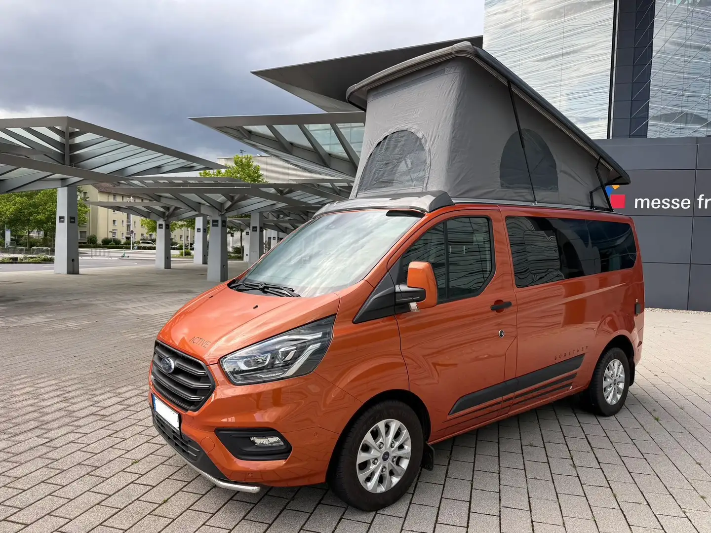 Ford Transit Custom Nugget mit Aufstelldach + Küche. Orange - 1