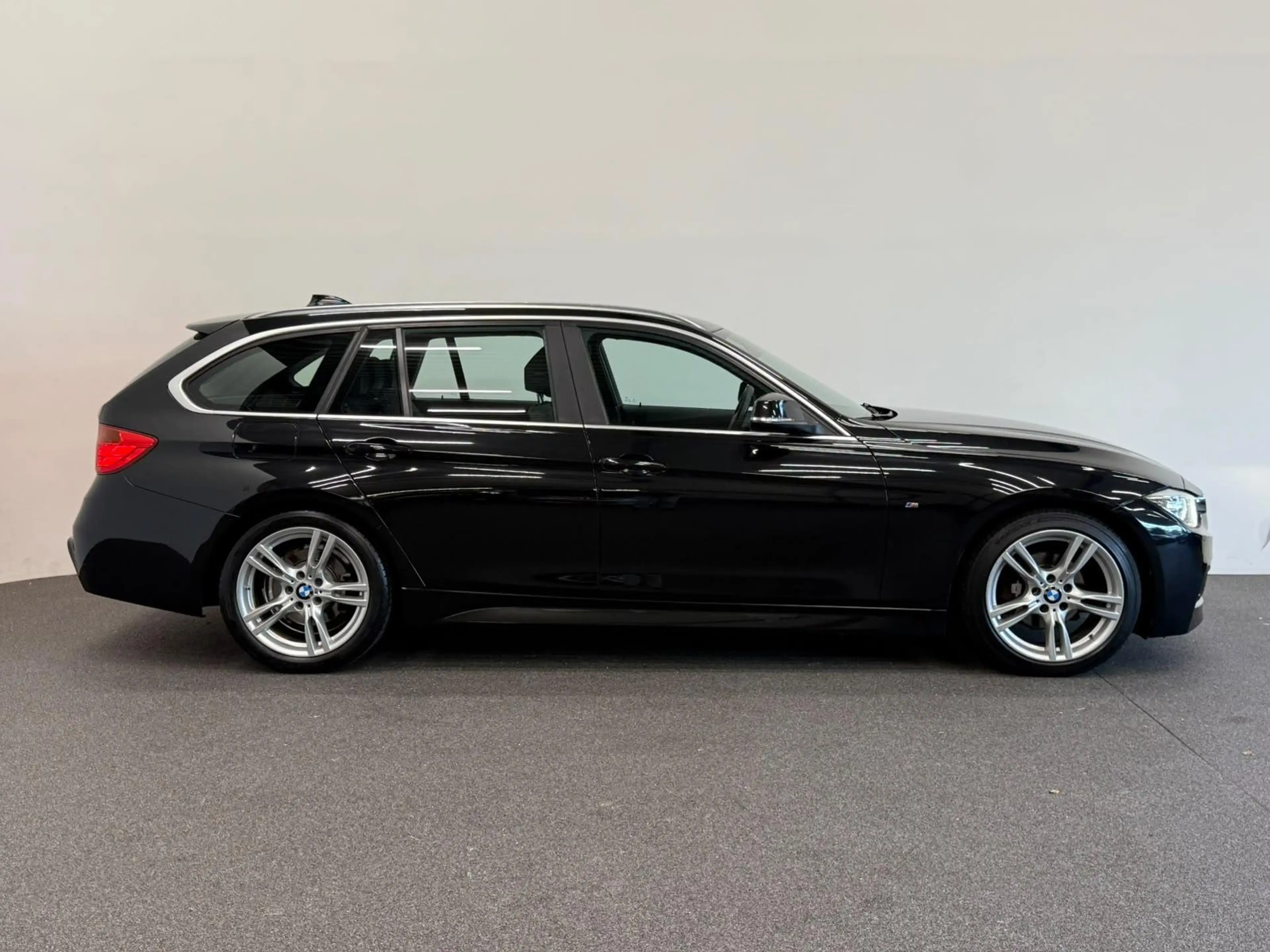 BMW 316 3-serie Touring 316i Executive M Sport Automaat Na — photo 5