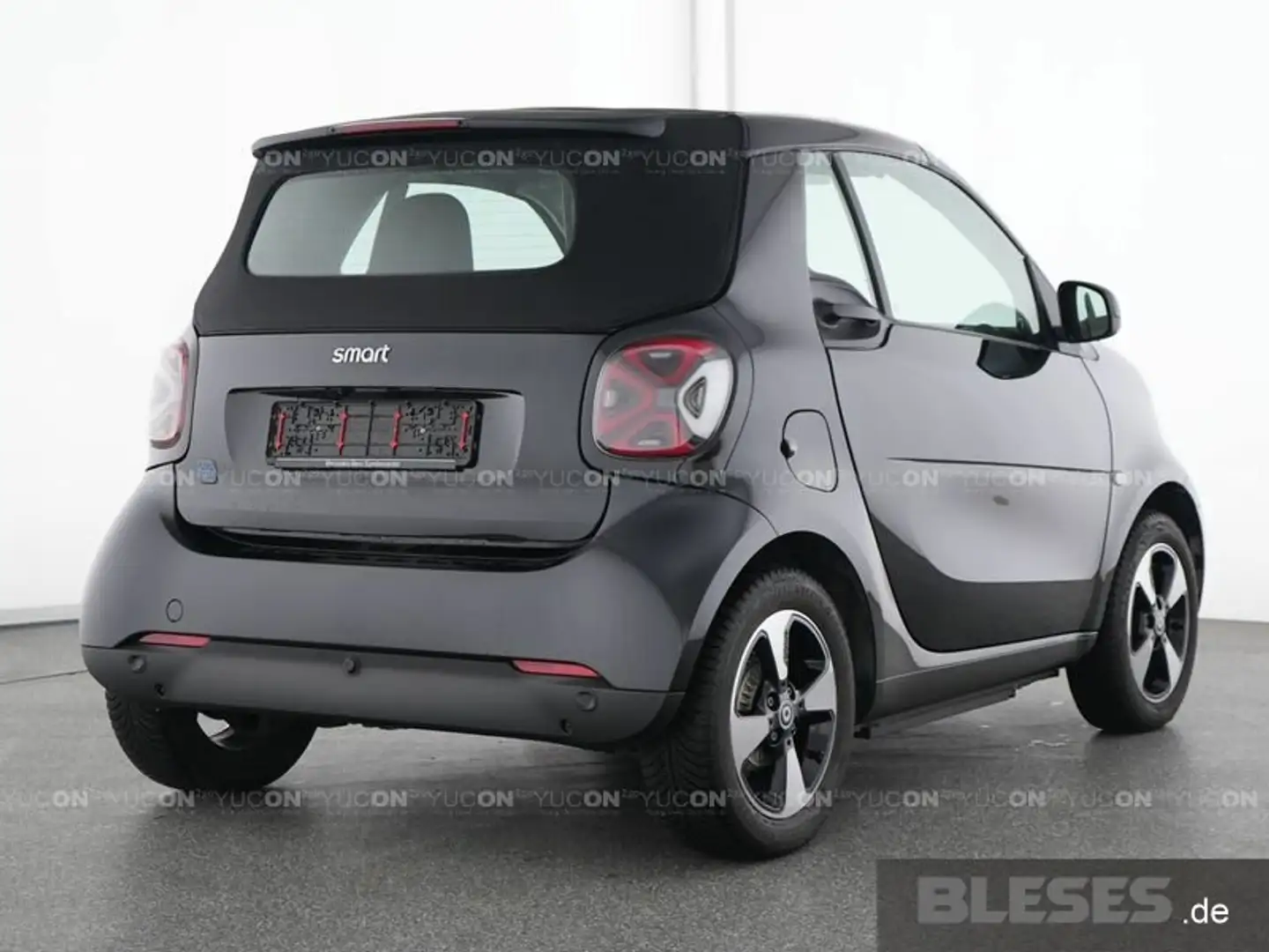 smart forTwo fortwo EQ Cabrio Exclusive Plus+22kW+JBL+Kamera BC Schwarz - 2